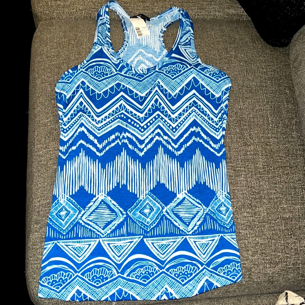 Chesley top